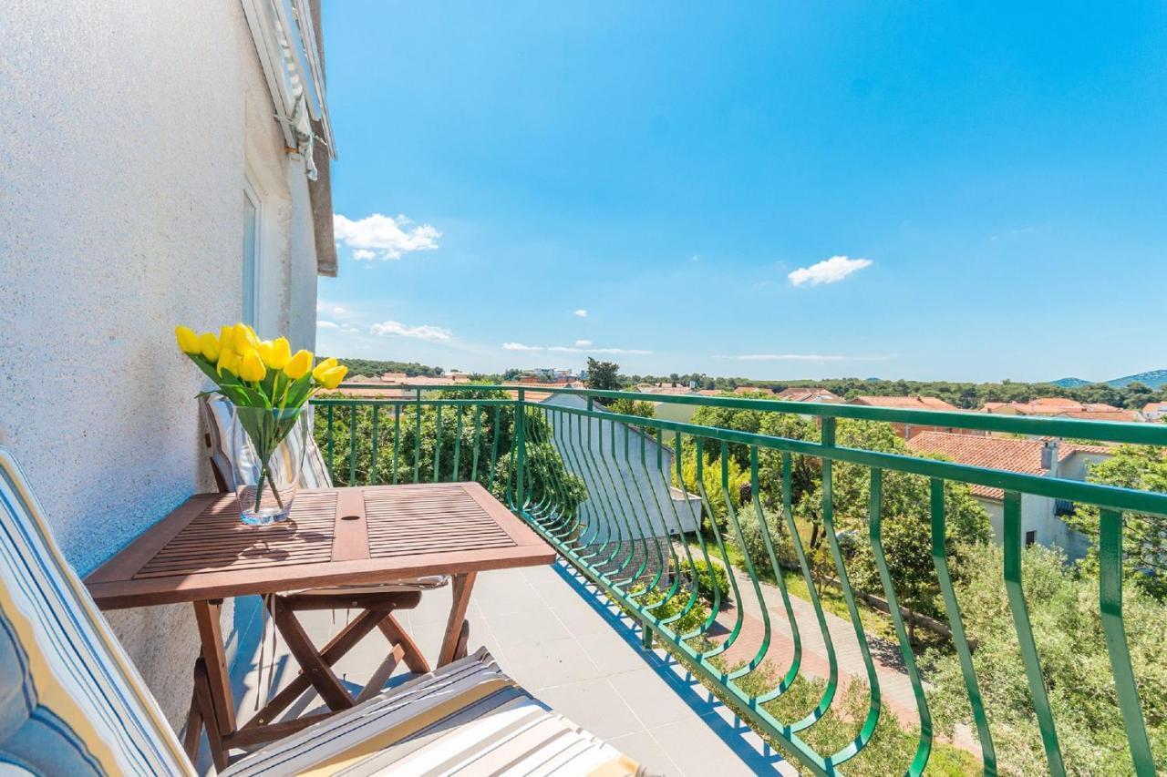 Apartment Lucija Biograd Na Moru Ngoại thất bức ảnh