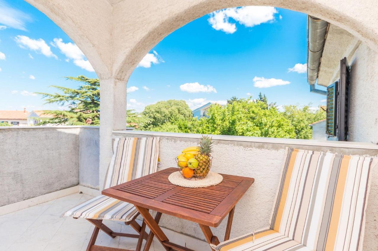 Apartment Lucija Biograd Na Moru Ngoại thất bức ảnh